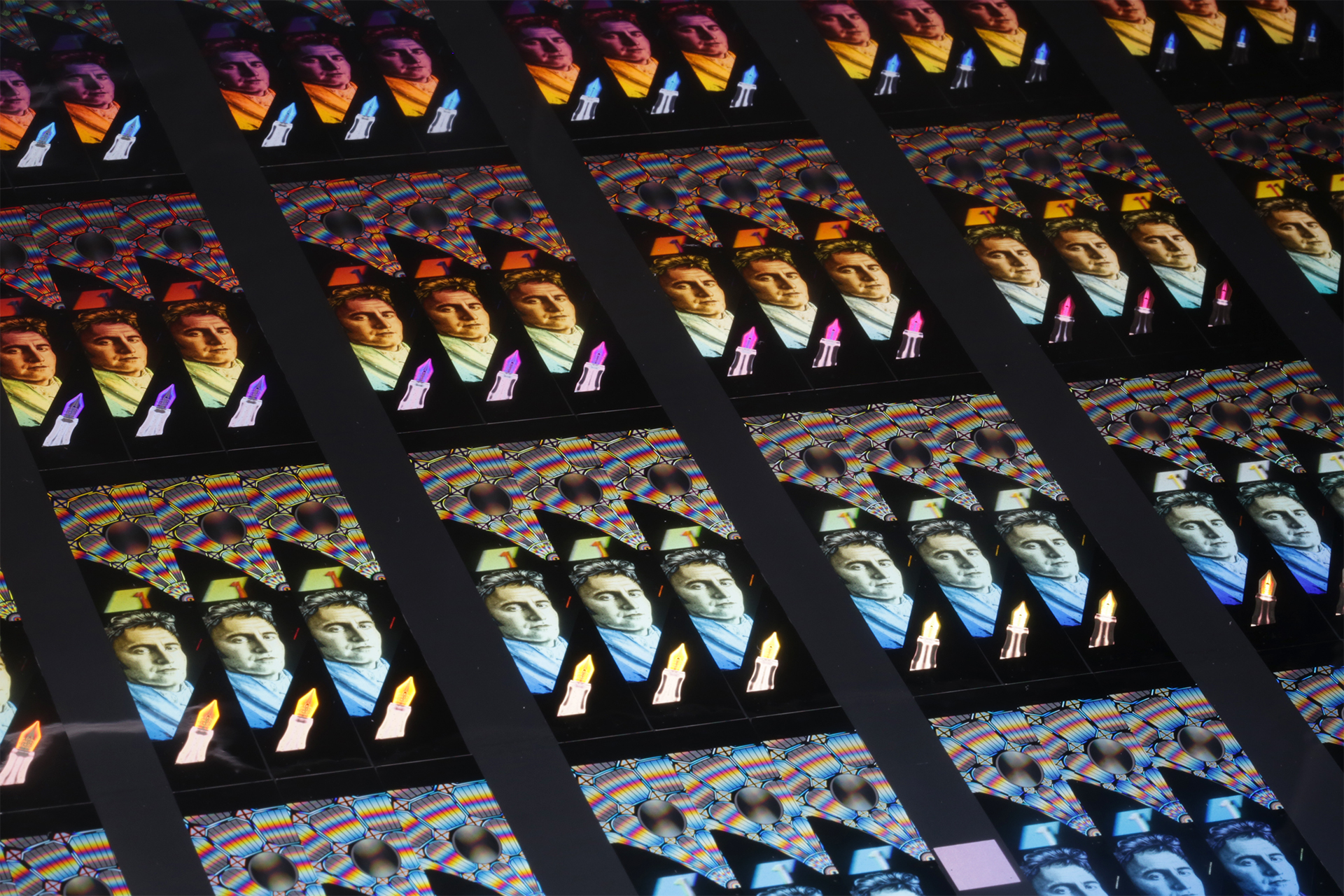 De La Rue holographic shims De La Rue holographic shims
